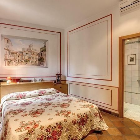 Appartement Lovely Flat By The Trevi Fountain à Rome Extérieur photo