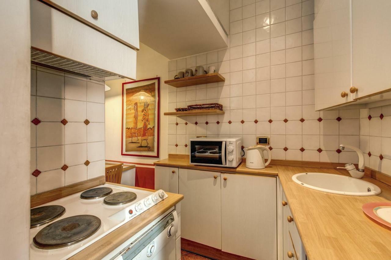 Appartement Lovely Flat By The Trevi Fountain à Rome Extérieur photo