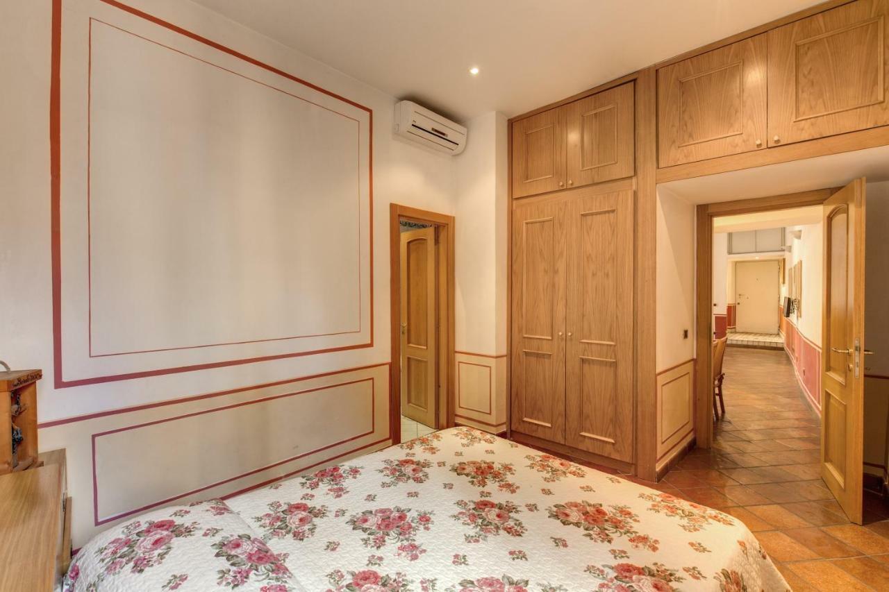Appartement Lovely Flat By The Trevi Fountain à Rome Extérieur photo